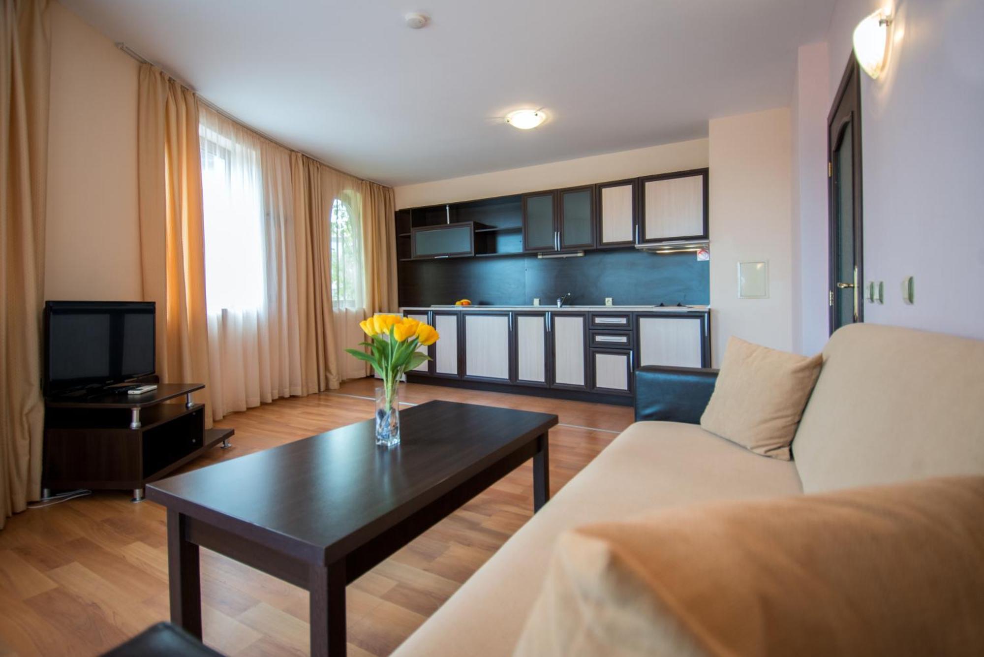 South Beach Hotel - New Management And Free Beach Access Carevo Exterior foto